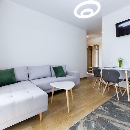 Nyvky Like Home - Nyvky Park - Apt 45 Киев Экстерьер фото